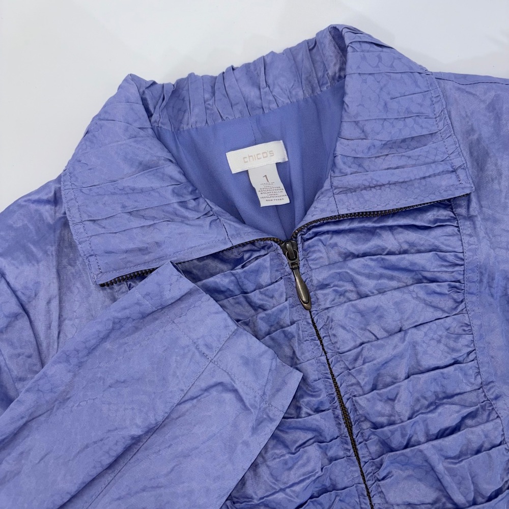 Chicos Periwinkle Blue Crinkle Pleated‎ Ruffle Zip Front Jacket Metallic Size 1